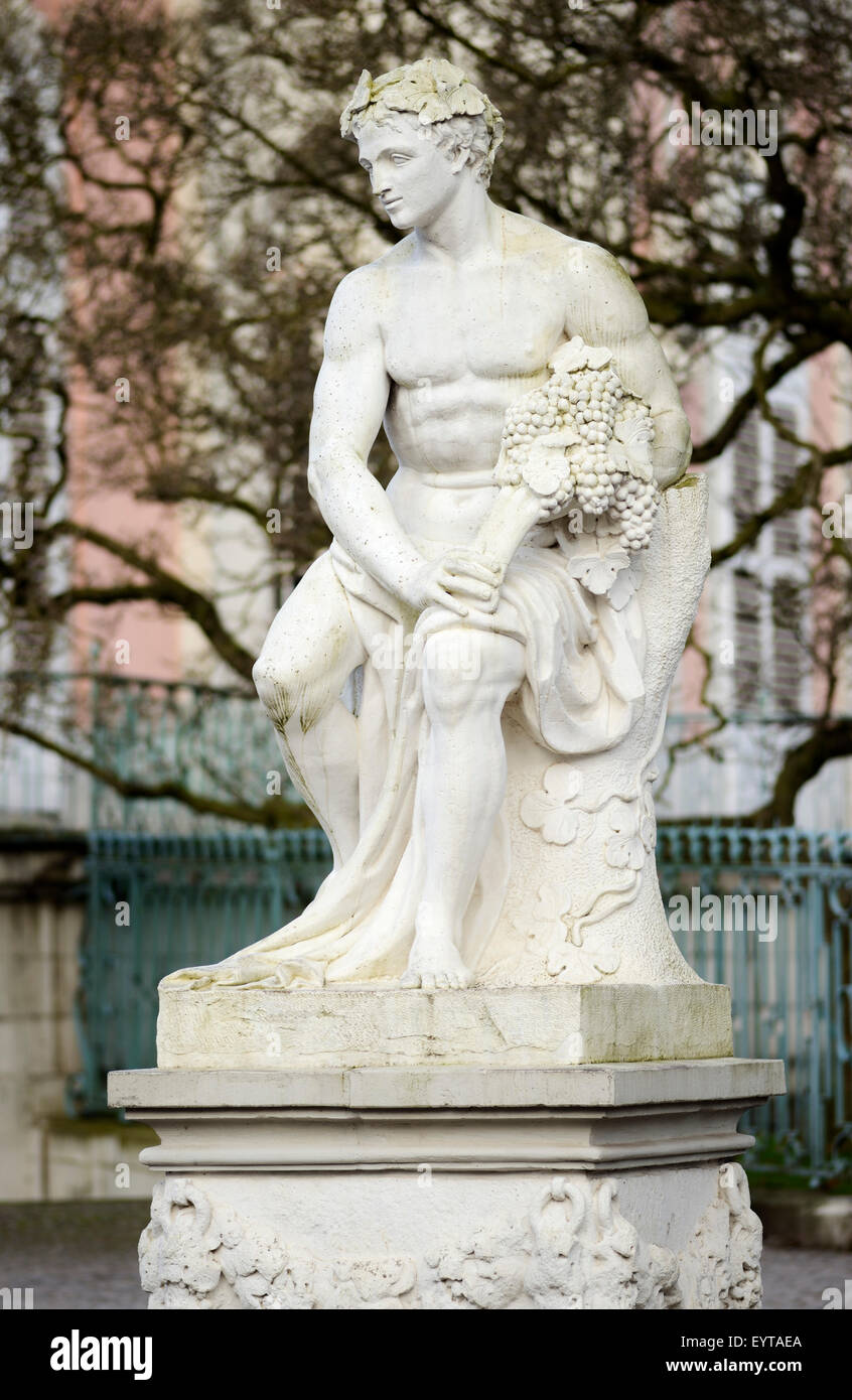 Sculpture de Bacchus, dieu du vin, de l'Allemagne, Rhénanie du Nord-Westphalie, Düsseldorf Banque D'Images