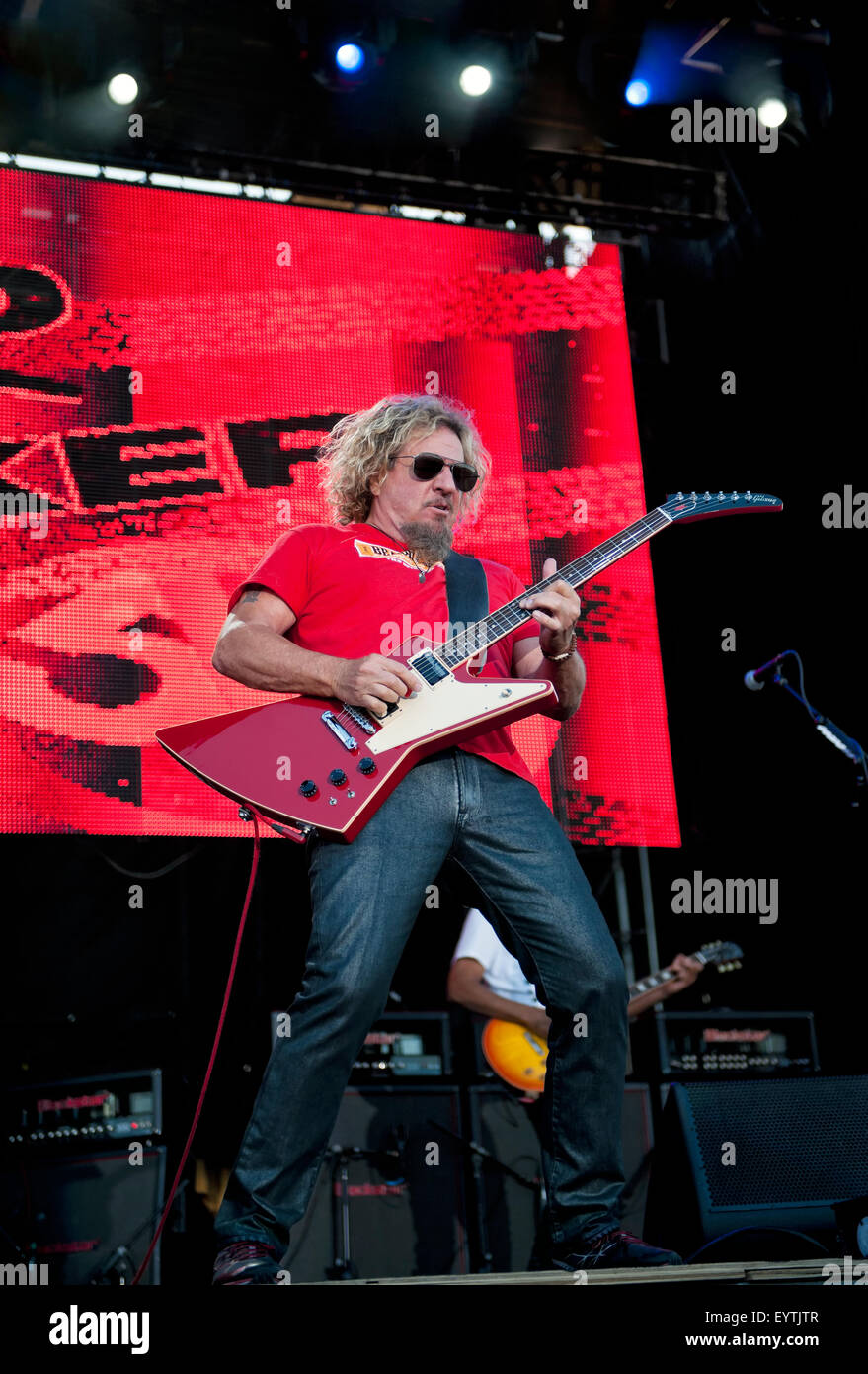 Sammy Hagar (Le couvre-culasse rouge) à l'exécution de Monster Energy 2015 Rébellion Caroline Banque D'Images Sammy Hagar (Le couvre-culasse rouge) à l'exécution de Monster Energy 2015 Rébellion Caroline Banque D'Images