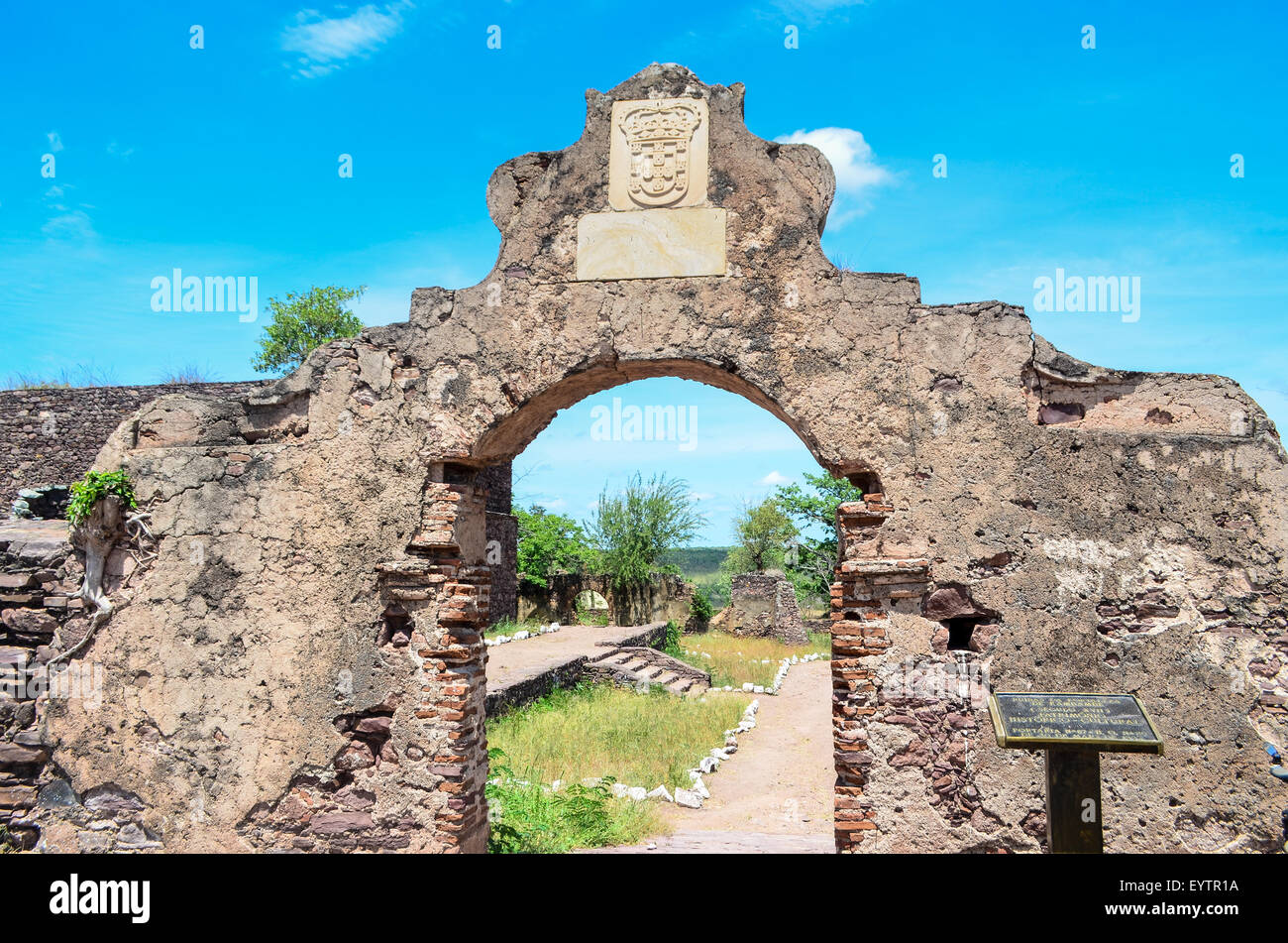 Ruines de la forteresse de Cambambe/Kambambe, une forteresse historique construite par les Portugais, dans la province de Cuanza Norte, Angola Banque D'Images