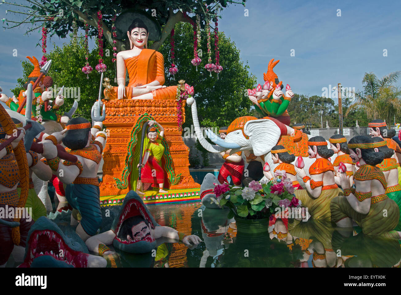 Fête du Nouvel An à la statues bouddhistes cambodgiens situé dans la région de Stockton, en Californie. Banque D'Images