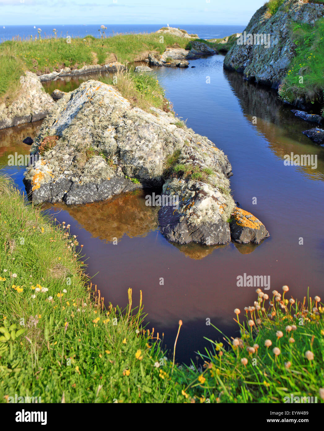 Vue depuis le point le plus élevé sur l'île de Soa une île au large de la côte sud d'Iona dans l'Ecosse des Hébrides intérieures Banque D'Images