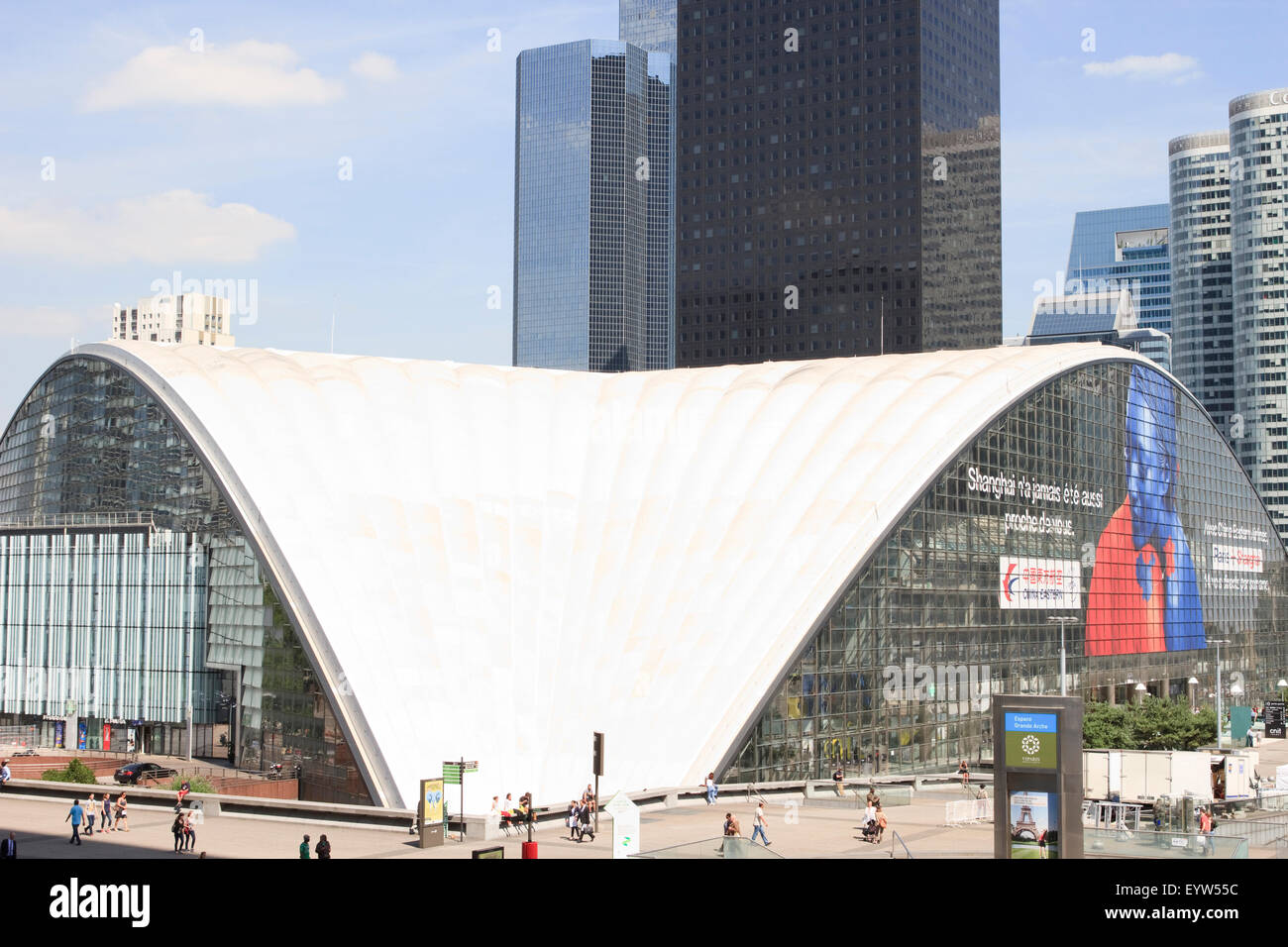 Paris La Defense The Cnit Banque De Photographies Et D images Haute paris-la-defense-the-cnit-banque-de-photographies-et-d-images-haute