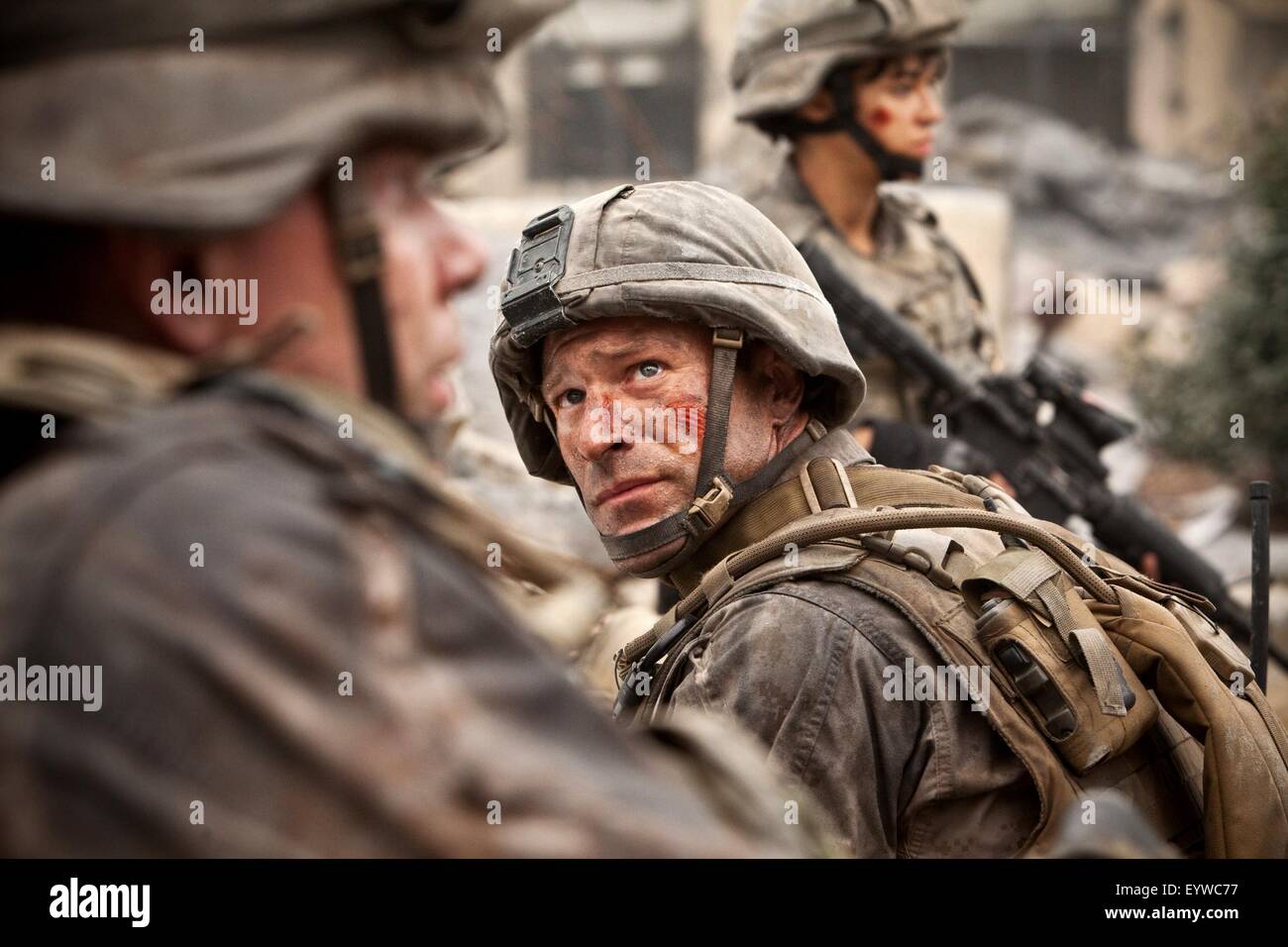 Battle : Los Angeles ; Année : 2011 ; USA Réalisation : Jonathan Liebesman ; Aaron Eckhart ; Photo : Richard Cartwright Banque D'Images