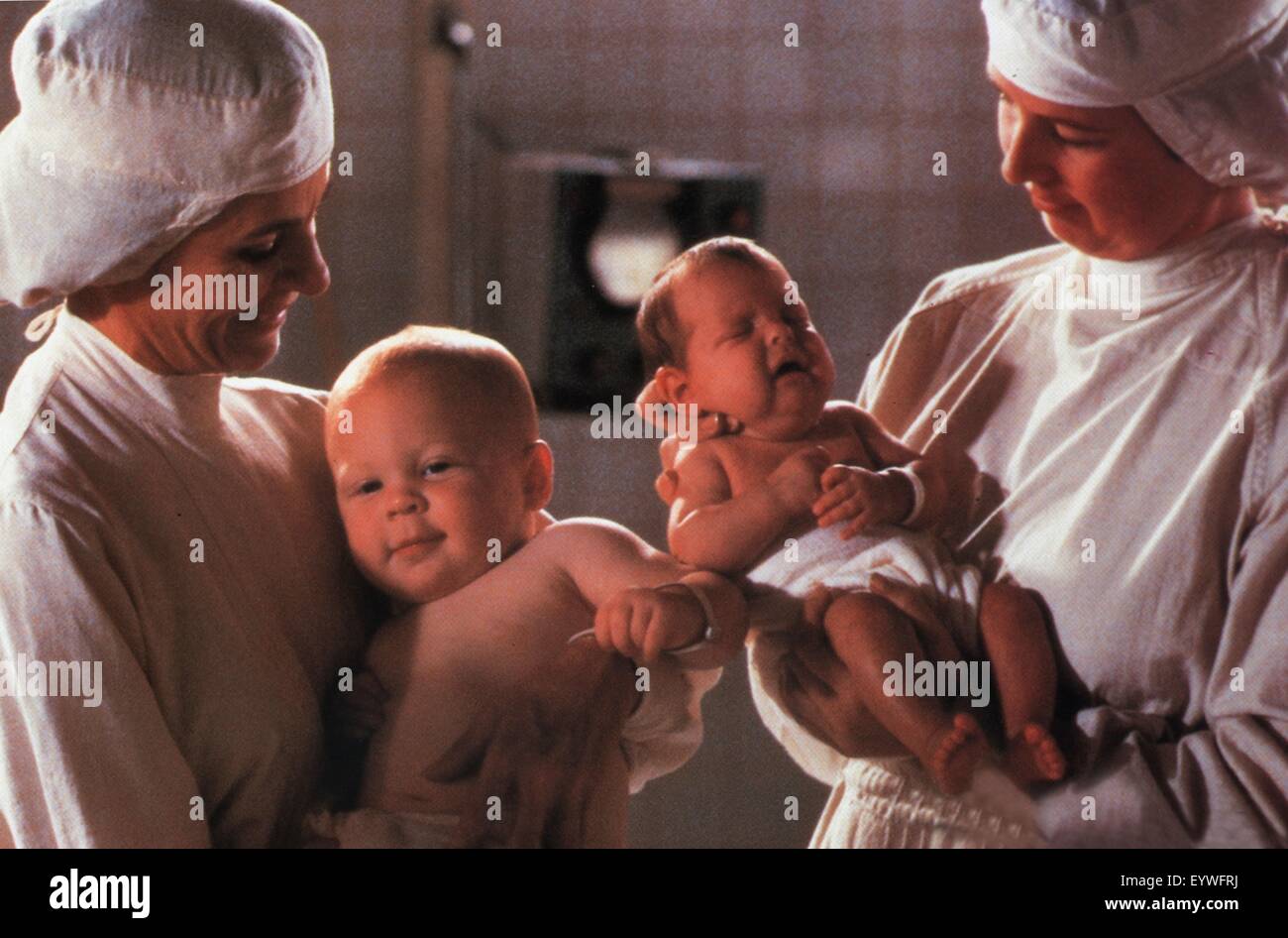 Des jumeaux ; Année : 1988 Réalisateur : Ivan Reitman ; Arnold Schwarzenegger, Danny DeVito Banque D'Images