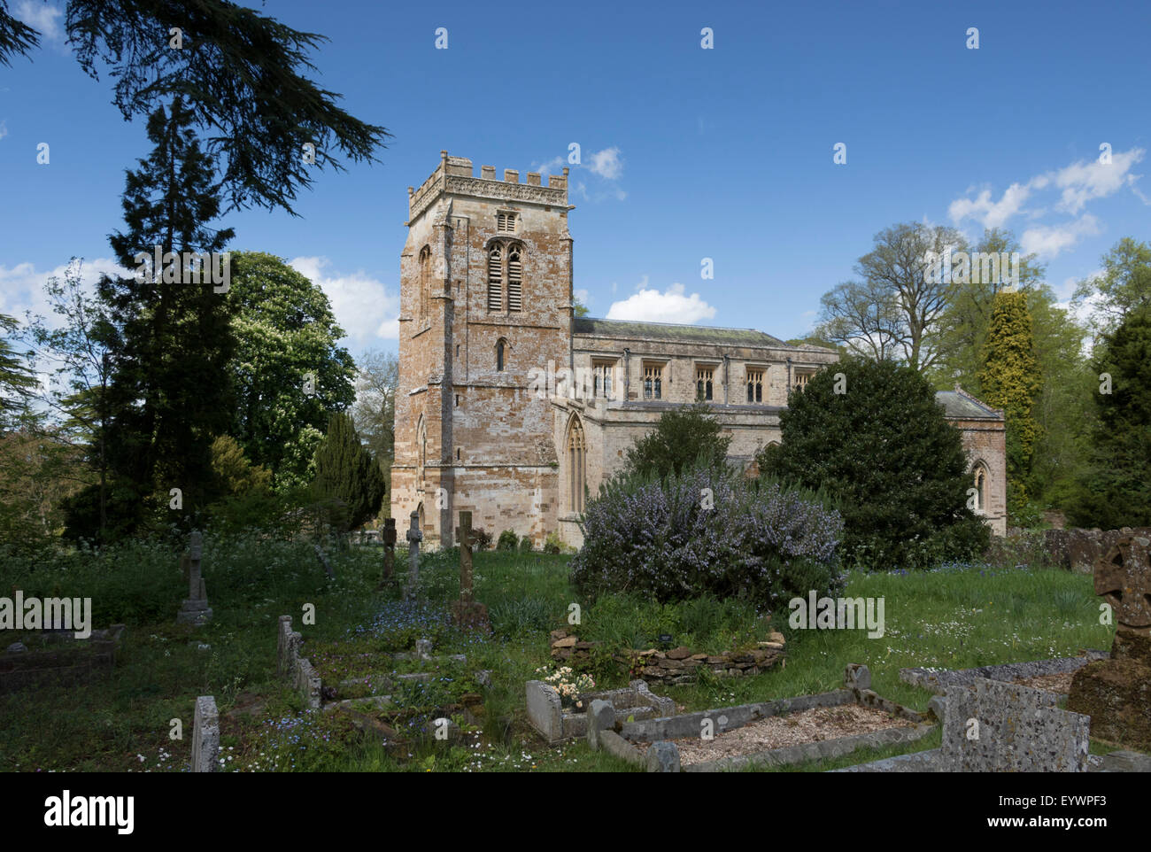 Église St. Michaels, Chadlington, Oxfordshire, Angleterre, Royaume-Uni, Europe Banque D'Images