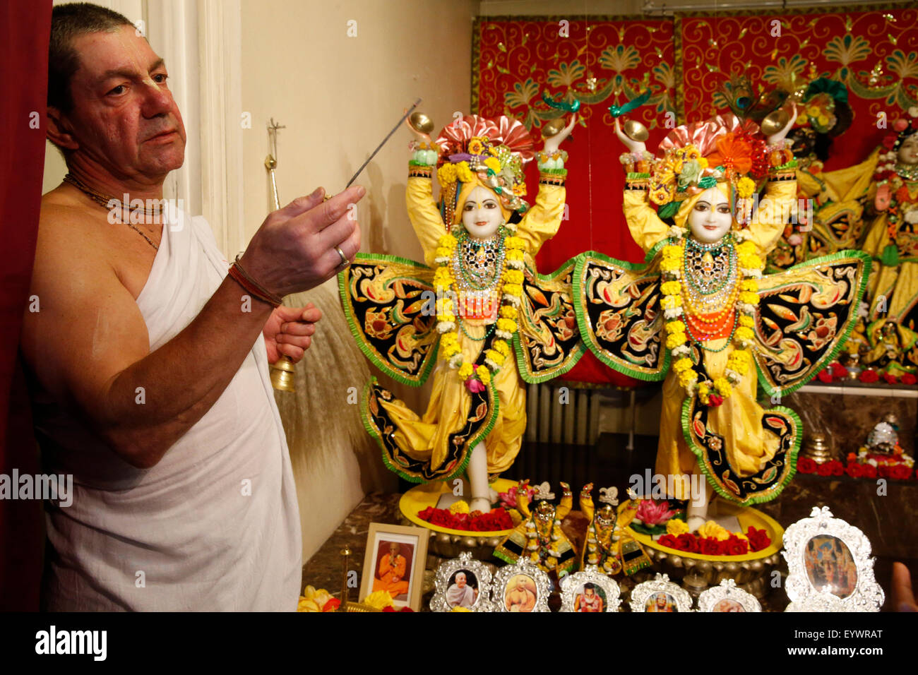 Arrathy célébration dans un Temple ISKCON, Sarcelles, Val d'Oise, France, Europe Banque D'Images