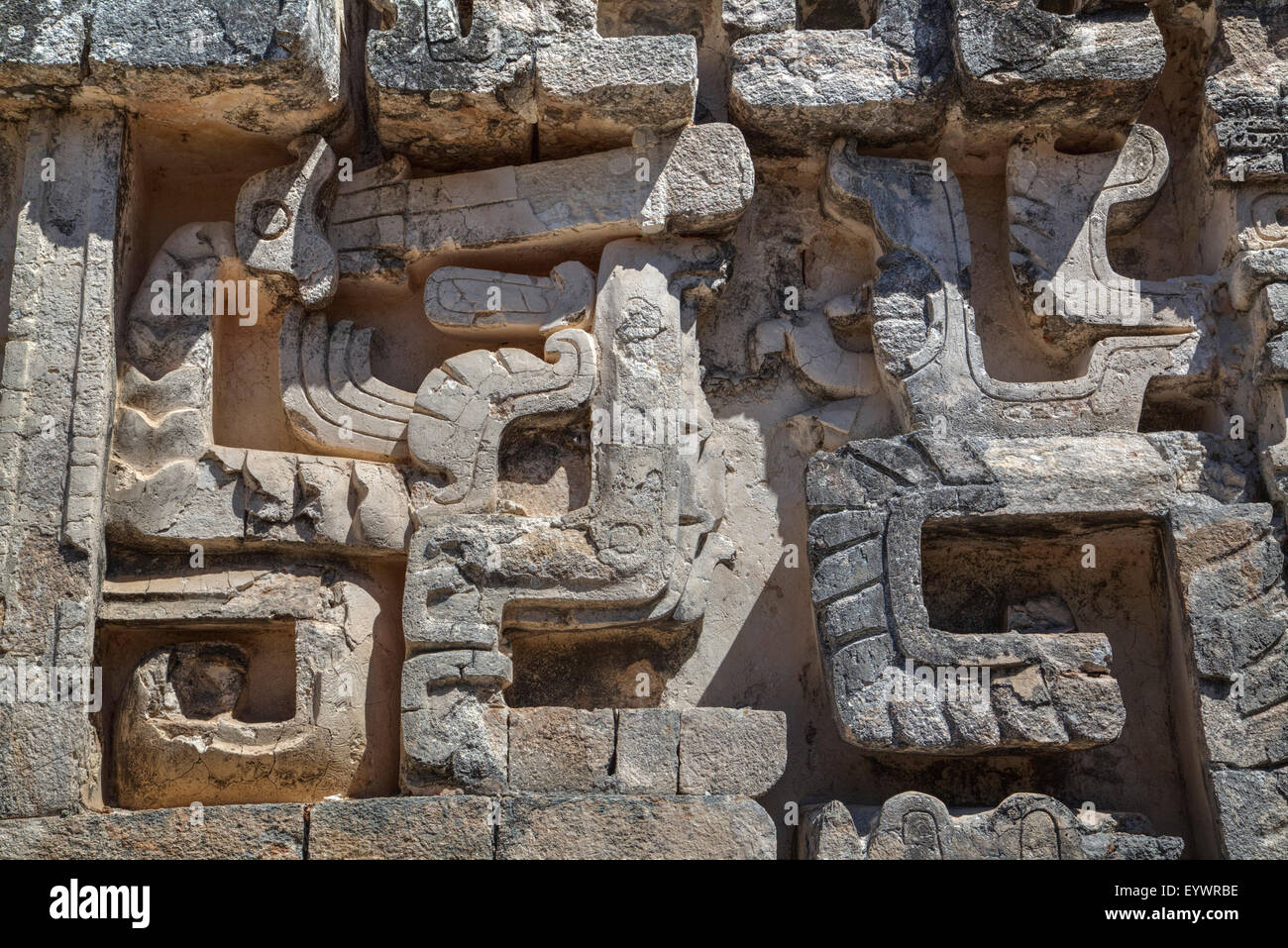 Sculptures sur pierre, la structure II, Hochob, site archéologique maya, style Chenes, Campeche, Mexique, Amérique du Nord Banque D'Images