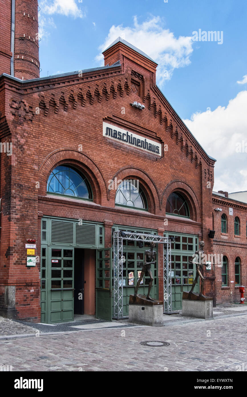 Kulturbrauerei Berlin maschinenhaus, Brasserie de la culture Maison de la machine et des sculptures, ancienne Brasserie Schultheiss pour des manifestations culturelles Banque D'Images