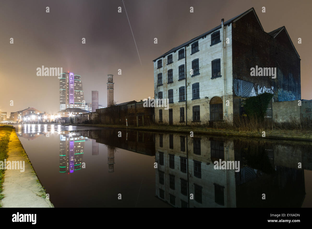 En route pour la ville congelé, Leeds, Royaume-Uni Banque D'Images