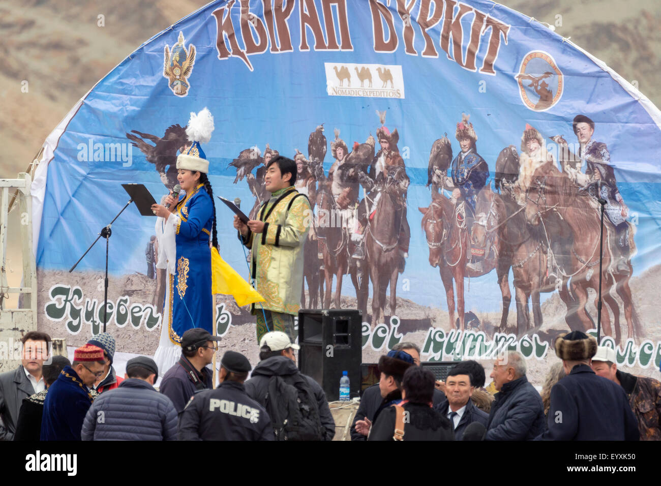 Les cérémonies d'ouverture, Festival de l'Aigle, Olgii, l'ouest de la Mongolie Banque D'Images