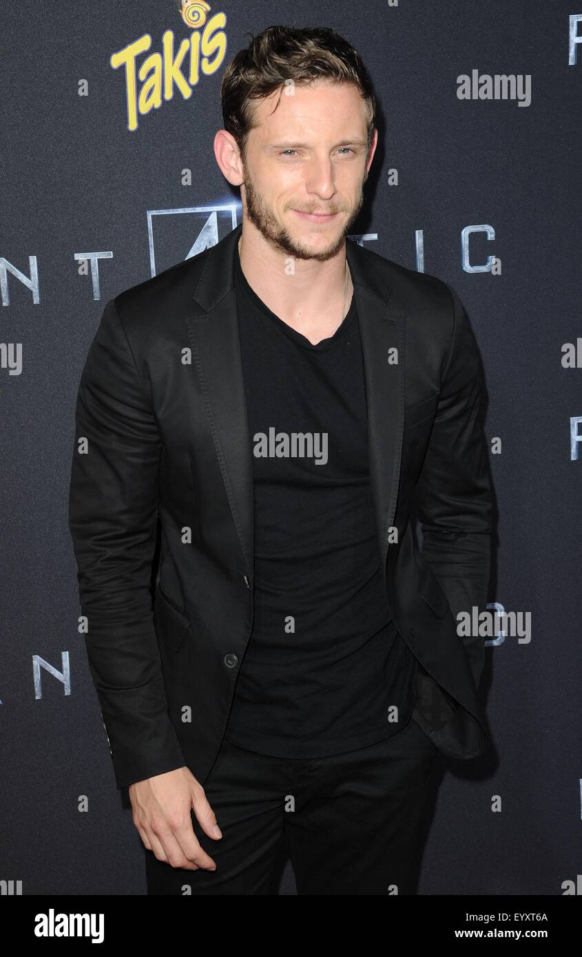 Brooklyn, NY, USA. 4 Août, 2015. Jamie Bell devant le hall des arrivées pour les quatre fantastiques Premiere Cinemas, Williamsburg, Brooklyn, NY, le 4 août 2015. Credit : Kristin Callahan/Everett Collection/Alamy Live News Banque D'Images