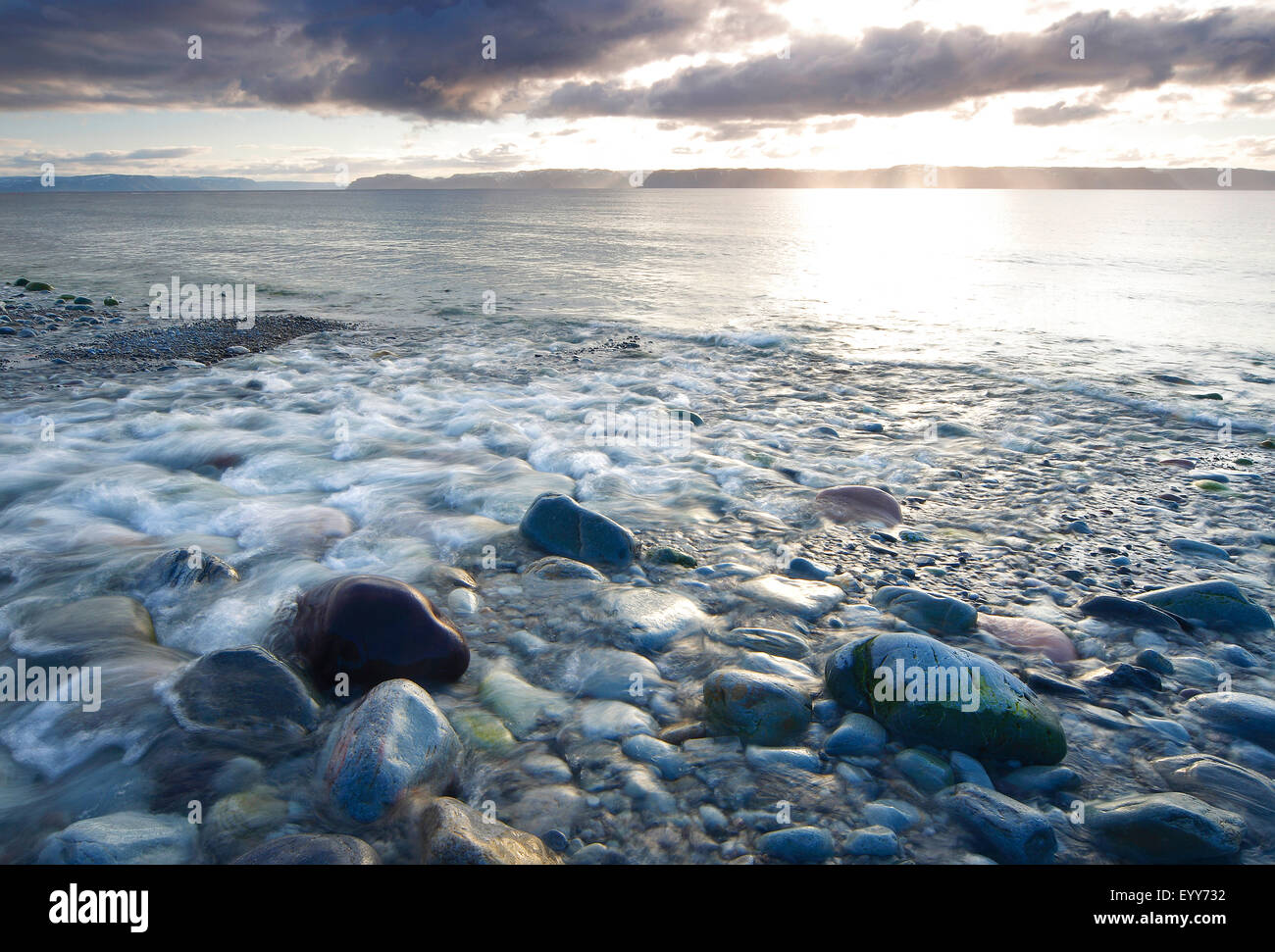 Fjord, dans Syltefjorden ; barentz Varangerfjord, mer de Norvège, Varangerfjord Banque D'Images