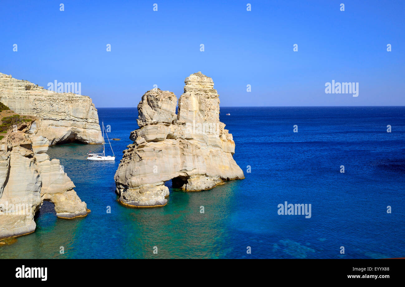 La fabuleuse région de rock Kleftiko dans sud-ouest de l'île, Grèce, Cyclades, Milos Banque D'Images