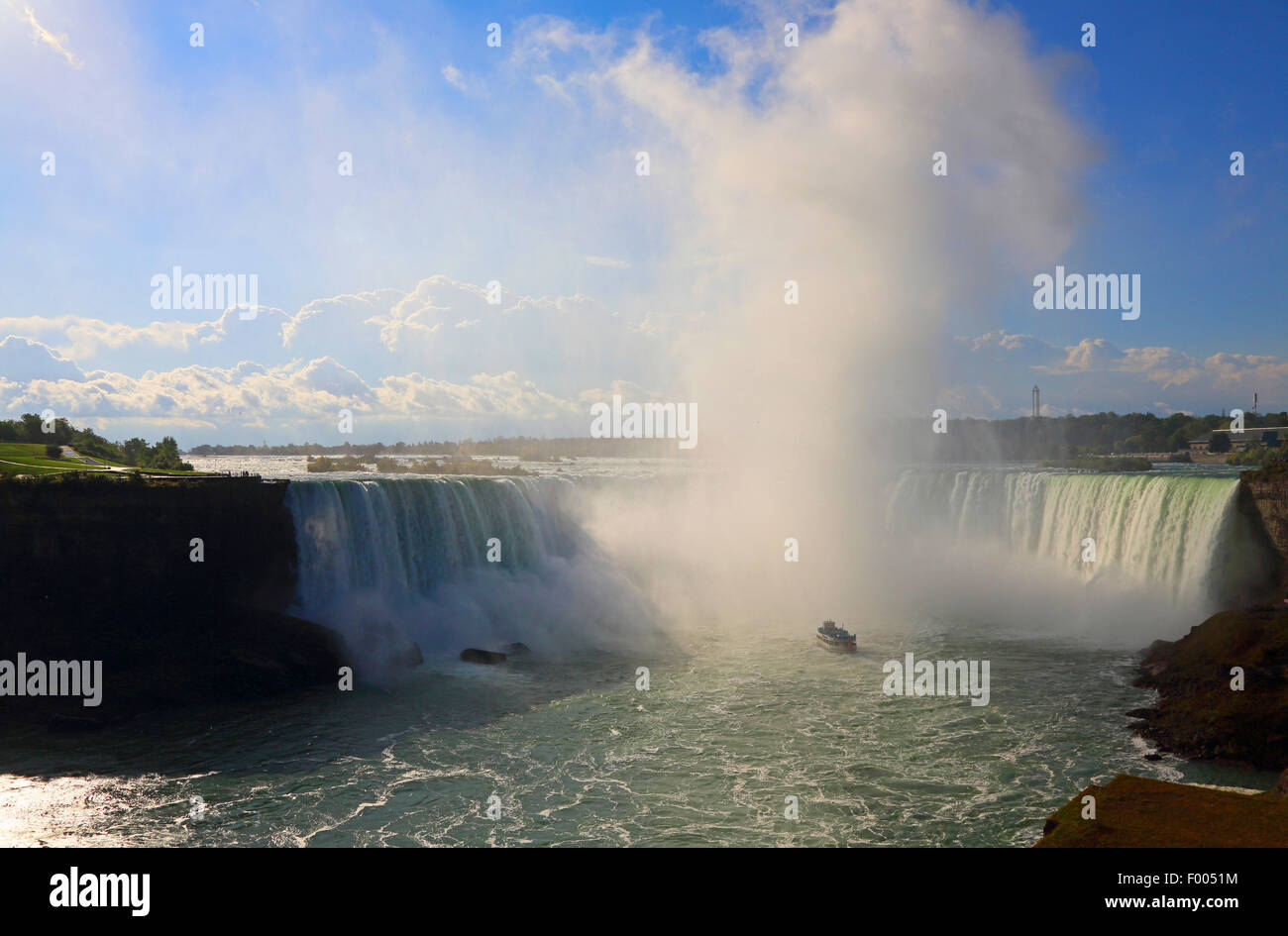 Niagara Falls, bateau d'excursion dans la zone sous-marine, le Canada, l'Ontario, Niagara Banque D'Images