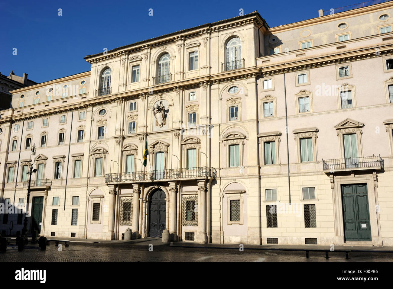 Italie, Rome, Piazza Navona, Palazzo Pamphilj, ambassade du brésil en Italie Banque D'Images