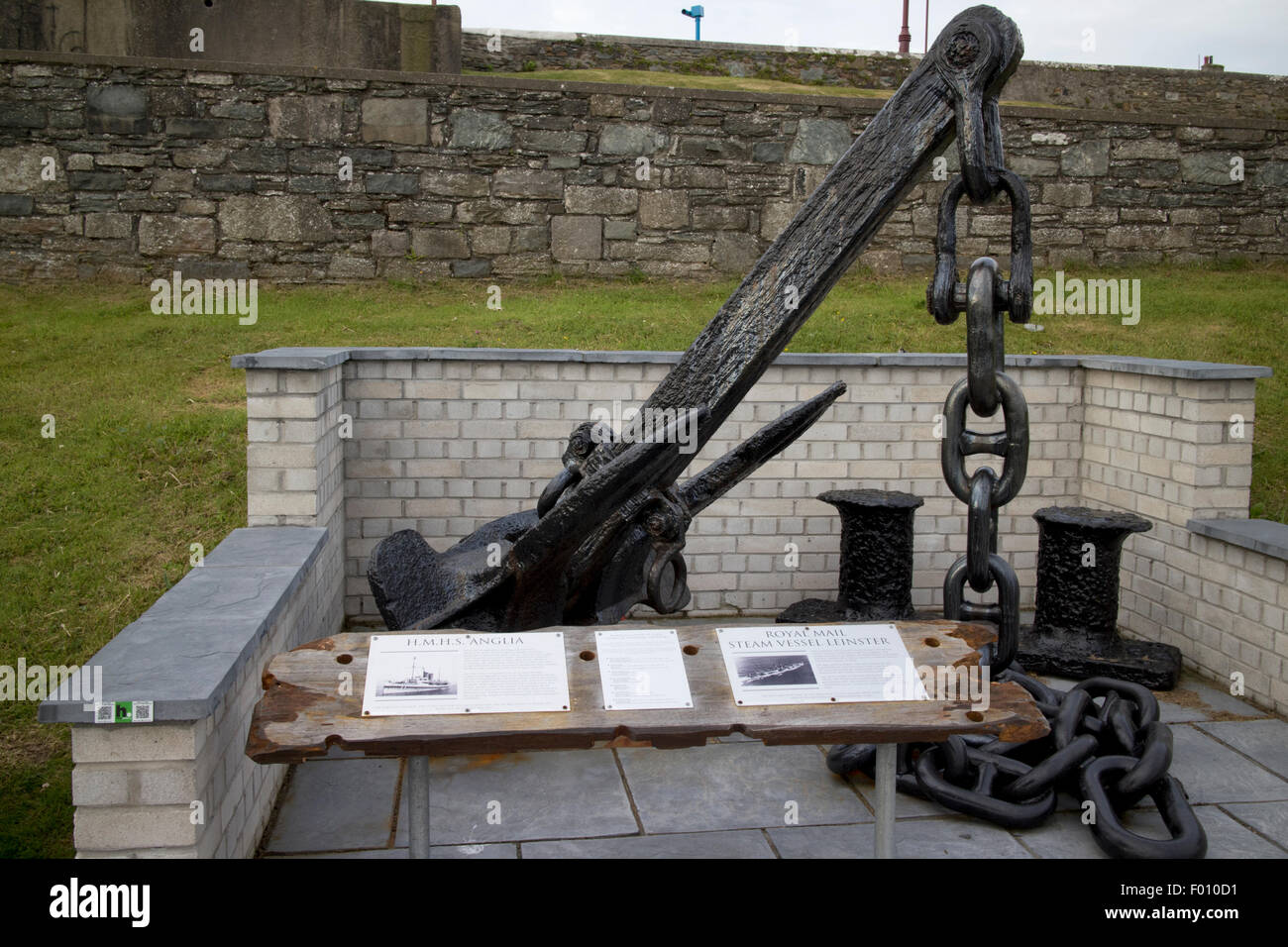 Mémorial de la guerre d'anglia hmhs Holyhead Anglesey Pays de Galles UK Banque D'Images