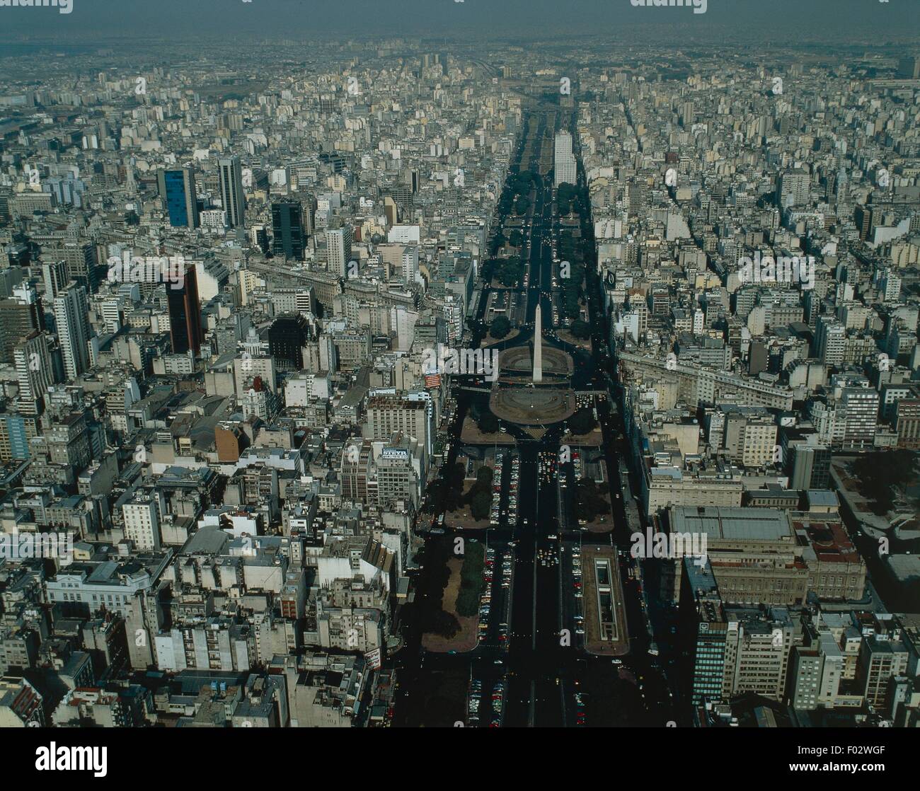 Vue aérienne de Buenos Aires, l'avenue 9 de Julio - Argentine Banque D'Images