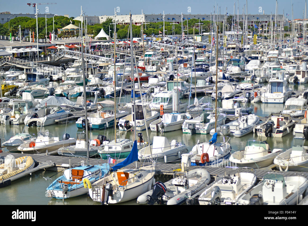 Port de plaisance des Sables d'Olonne Vendée Pays de la Loire France Banque D'Images Port de plaisance des Sables d'Olonne Vendée Pays de la Loire France Banque D'Images
