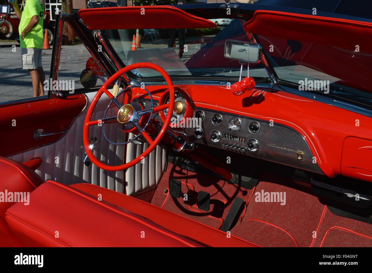 L'intérieur d'une Ford 1951 convertible. Banque D'Images