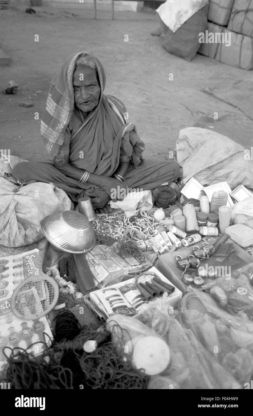 Femme indienne sellling marché à Brian mcguire Banque D'Images