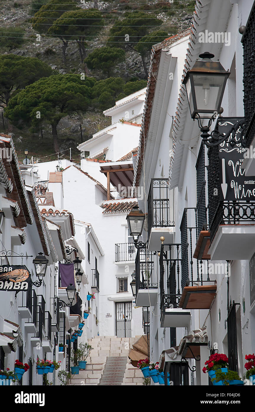 La rue de San Sebastian en Espagne Mijas. L'une des rues les plus photographiés de la Costa del Sol Banque D'Images