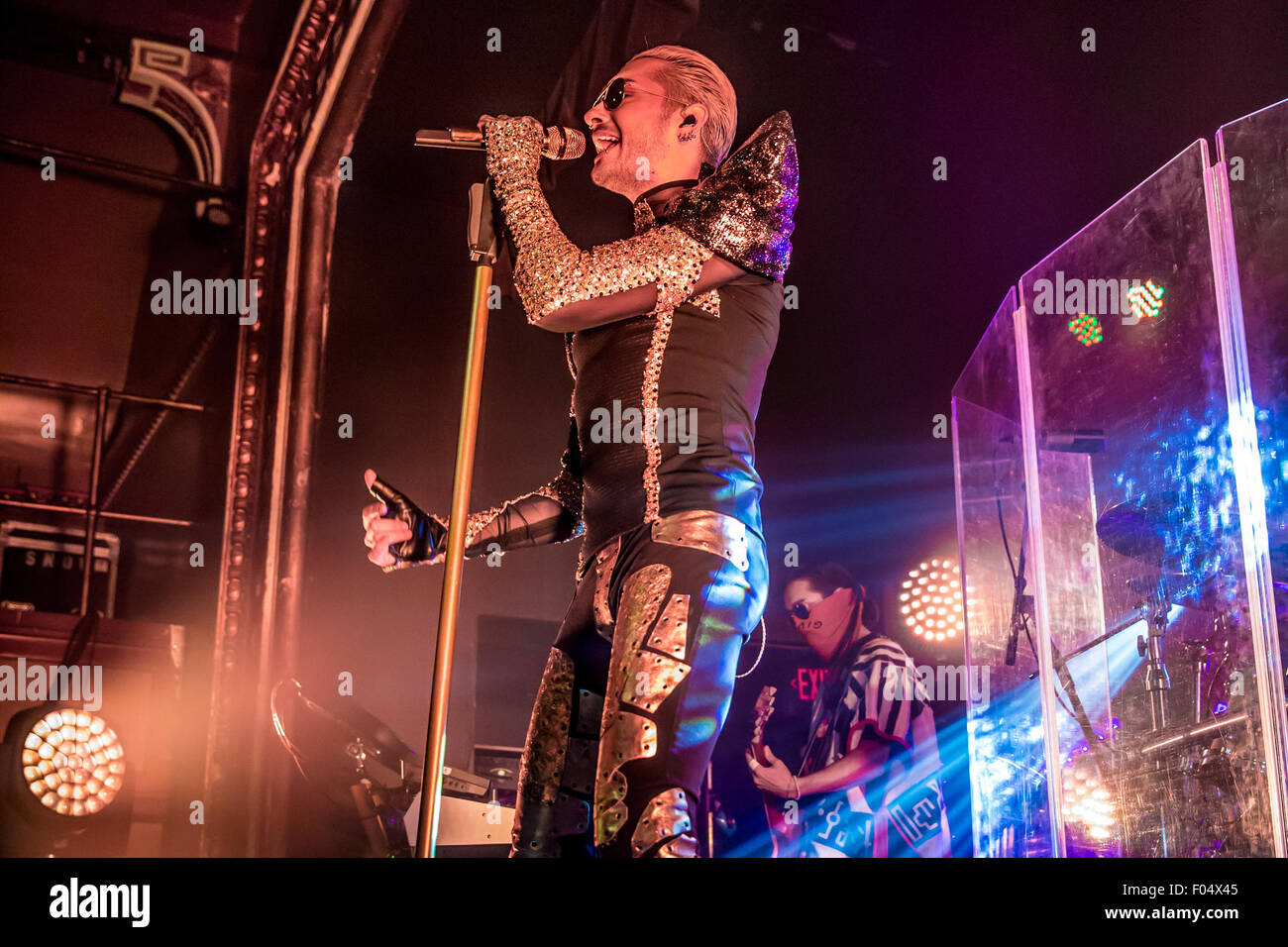 Detroit, Michigan, USA. 6e août, 2015. BILL KAULITZ de tokio hotel sur la scène le sentir tous les World Tour 2015 : Partie 2 l'expérience du Club Amérique du Nord à Saint Andrews Hall à Detroit, MI sur 6 août 2015 Crédit : Marc Nader/ZUMA/Alamy Fil Live News Banque D'Images