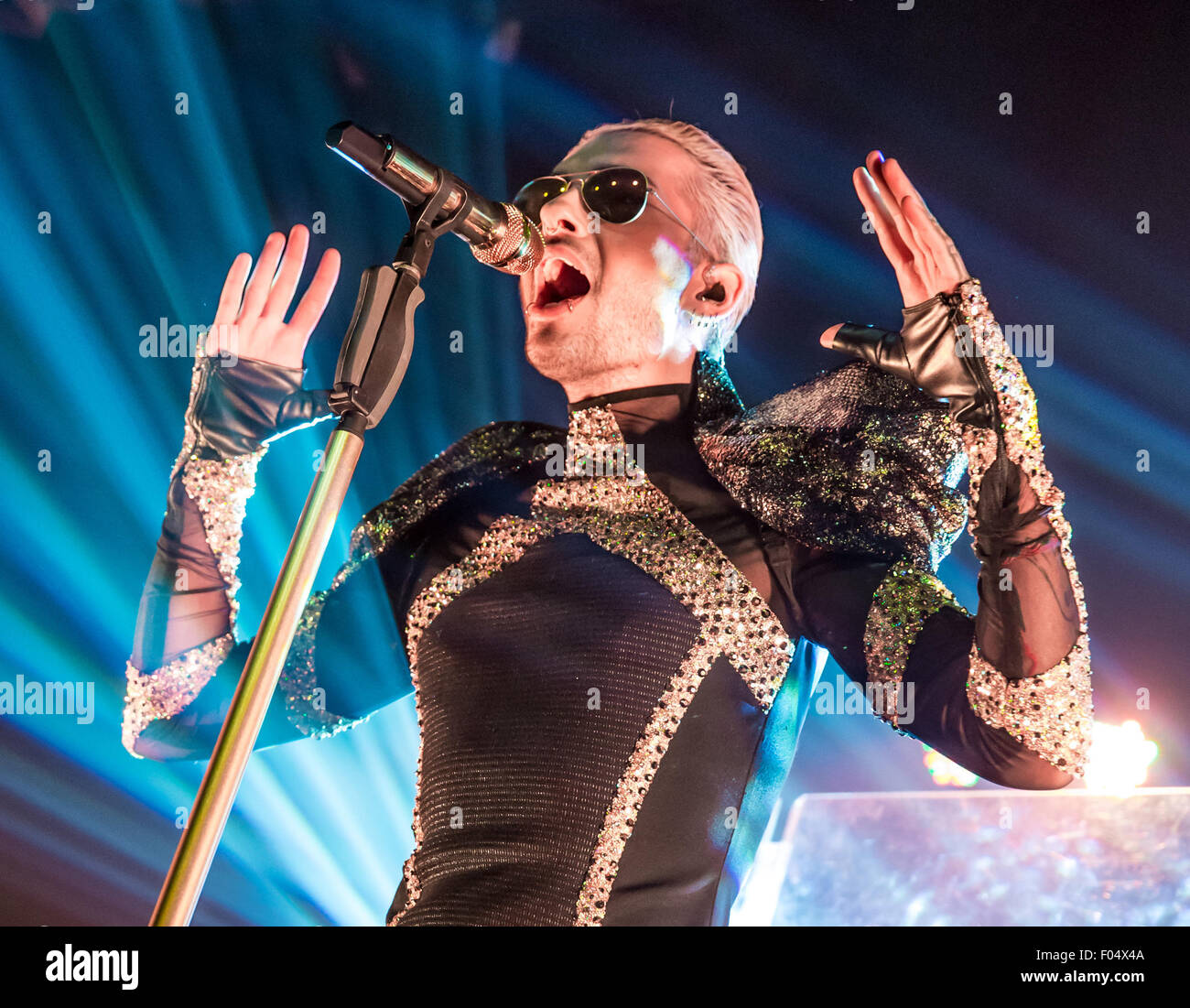 Detroit, Michigan, USA. 6e août, 2015. BILL KAULITZ de tokio hotel sur la scène le sentir tous les World Tour 2015 : Partie 2 l'expérience du Club Amérique du Nord à Saint Andrews Hall à Detroit, MI sur 6 août 2015 Crédit : Marc Nader/ZUMA/Alamy Fil Live News Banque D'Images