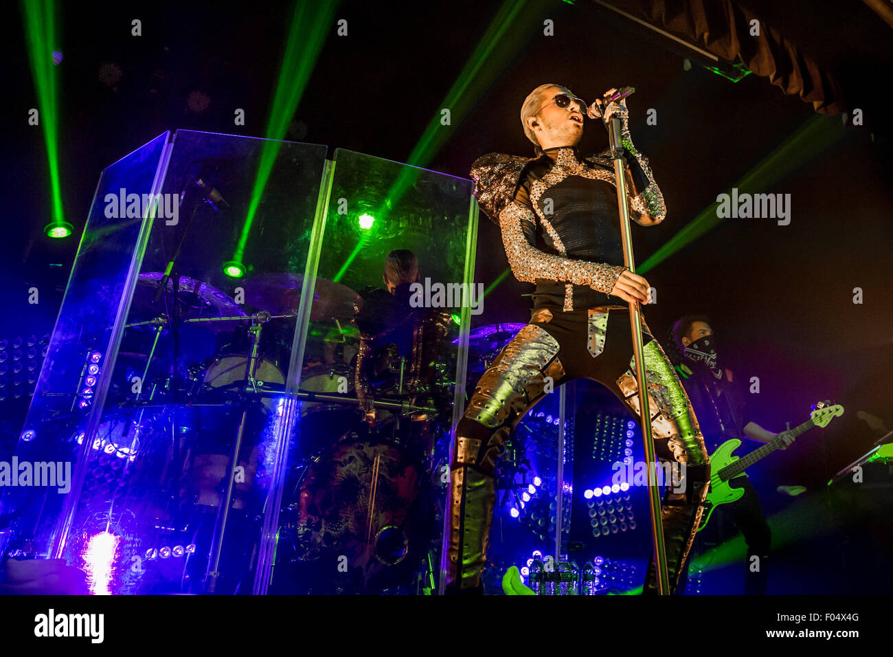 Detroit, Michigan, USA. 6e août, 2015. BILL KAULITZ de tokio hotel sur la scène le sentir tous les World Tour 2015 : Partie 2 l'expérience du Club Amérique du Nord à Saint Andrews Hall à Detroit, MI sur 6 août 2015 Crédit : Marc Nader/ZUMA/Alamy Fil Live News Banque D'Images