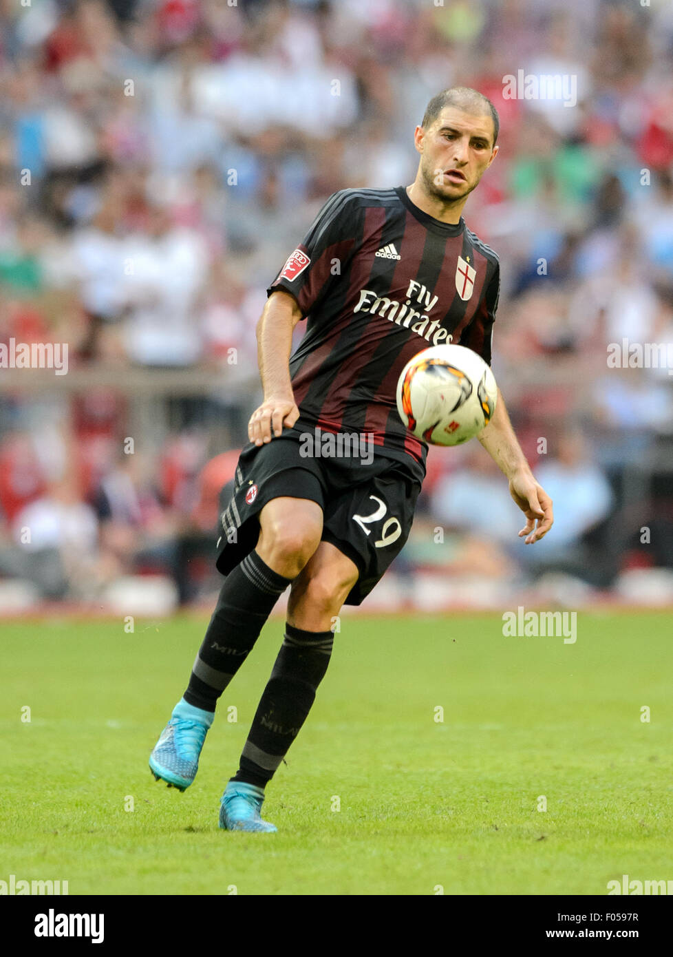 Munich, Allemagne. 5 Août, 2015. Milan, Alessandro Matri en action au cours de l'Audi Cup soccer test match avec l'AC Milan vs Tottenham Hotspur à Munich, Allemagne, le 5 août 2015. Photo : Thomas Eisenhuth/DPA - PAS DE FIL - SERVICE/dpa/Alamy Live News Banque D'Images