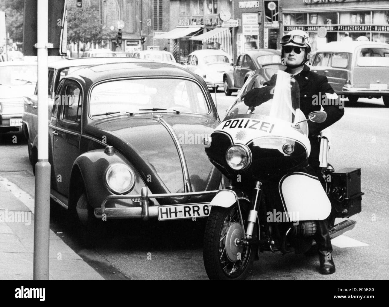 Police, Allemagne, police de la circulation, policier à moto, Hambourg, années 1970, droits additionnels-Clearences-non disponible Banque D'Images