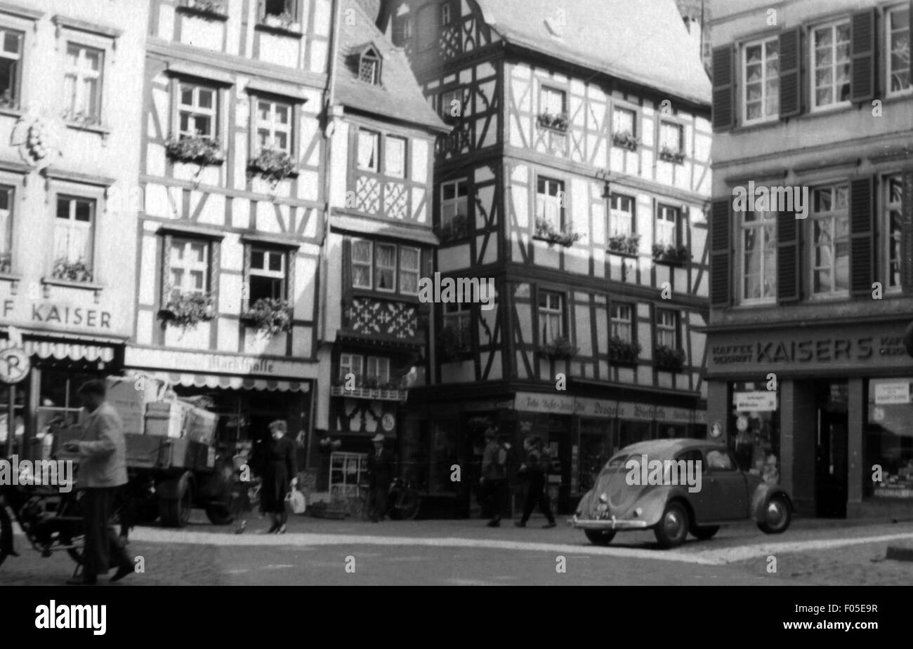 Géographie / voyage, Allemagne, Rhénanie-Palatinat, Bernkastel-Kues, places, marché, premier semestre des années 1950, droits supplémentaires-Clearences-non disponible Banque D'Images