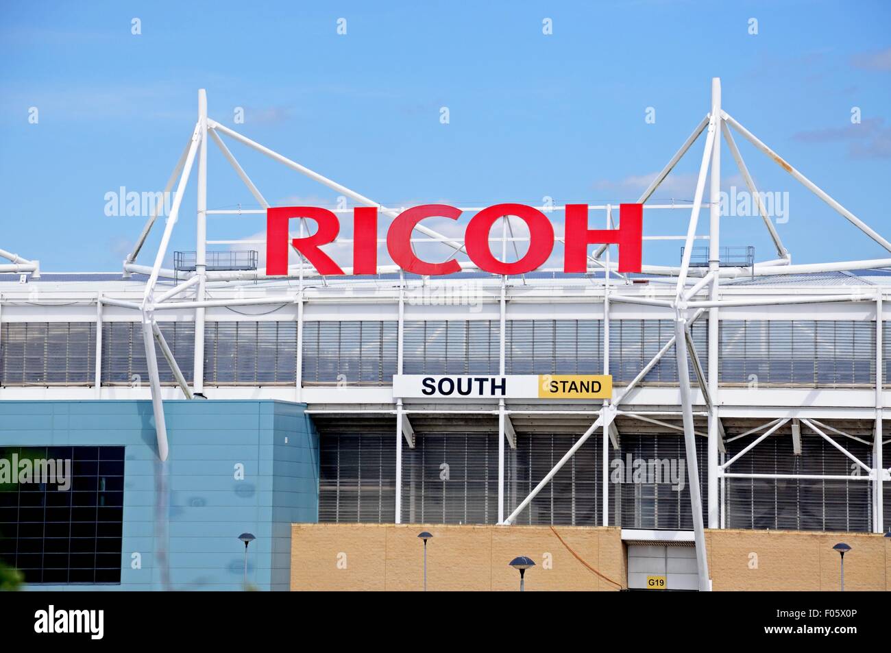 Vue sur le stade Ricoh Arena, Coventry, West Midlands, England, UK, Europe de l'Ouest. Banque D'Images