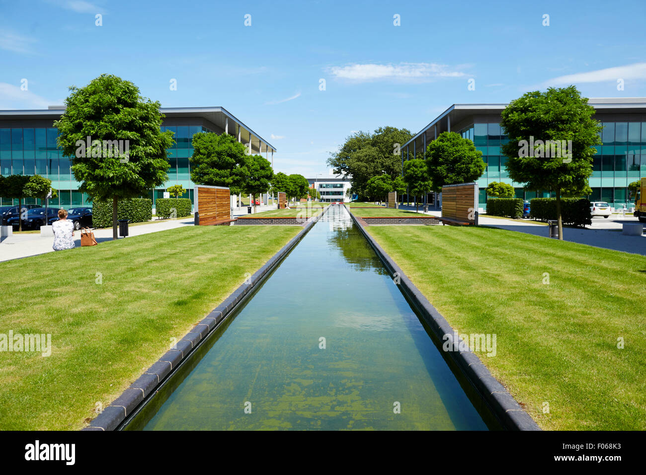 À Warrington Birchwood Bridgewater Place business park siège social logements architecte maisons vie propriétés propriété s Banque D'Images