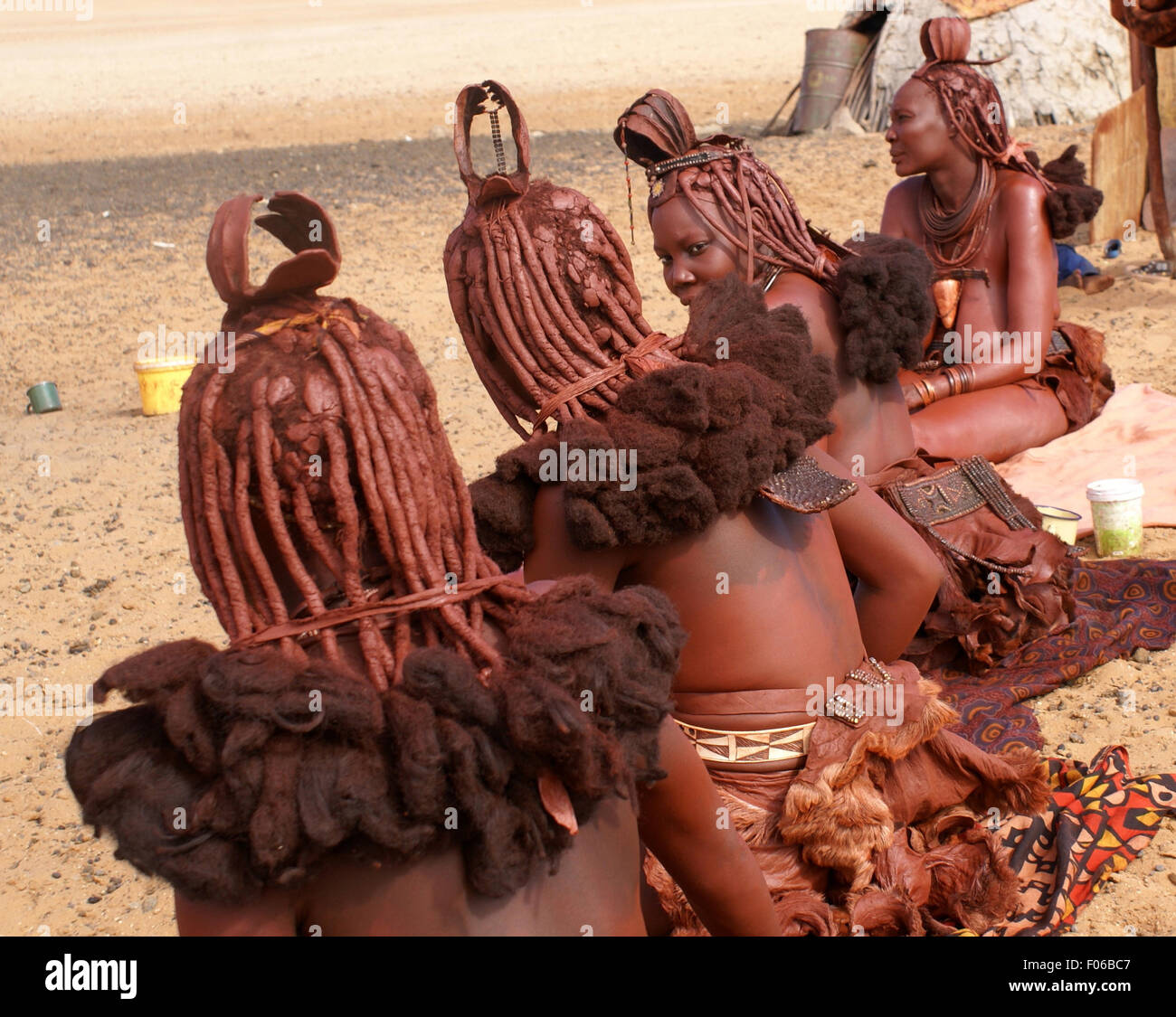 Les filles avec cheveux Himba Banque D'Images