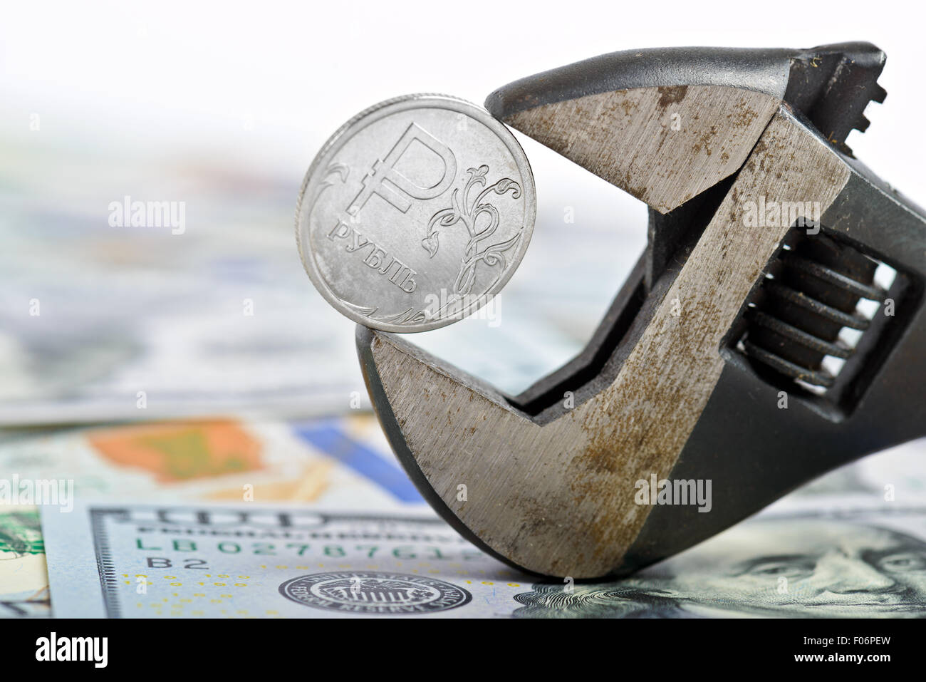 L'effondrement du rouble crash de taux de change sur les actions internationales Banque D'Images