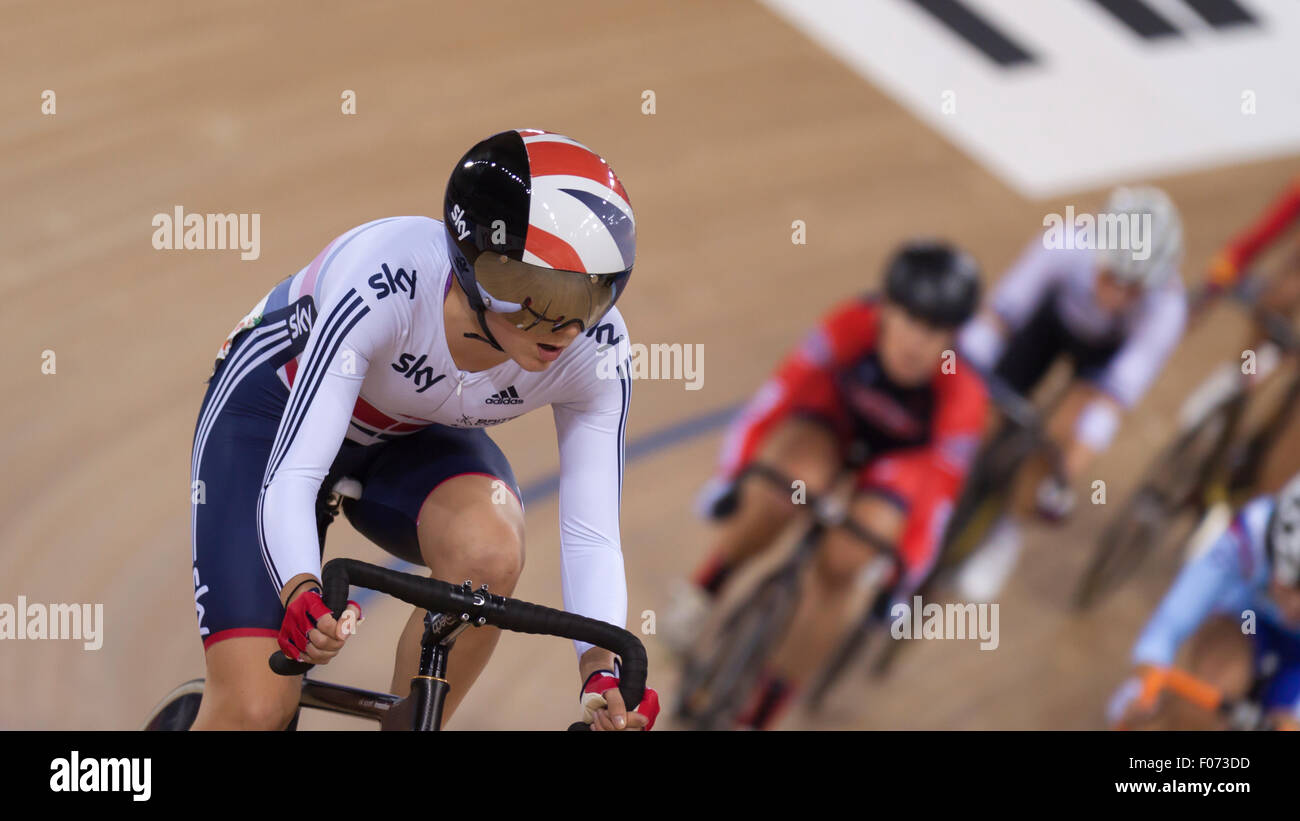 Elinor Barker pendant la course aux points des femmes à la finale 2014 Coupe du Monde de Cyclisme sur piste de l'UCI, Londres Banque D'Images