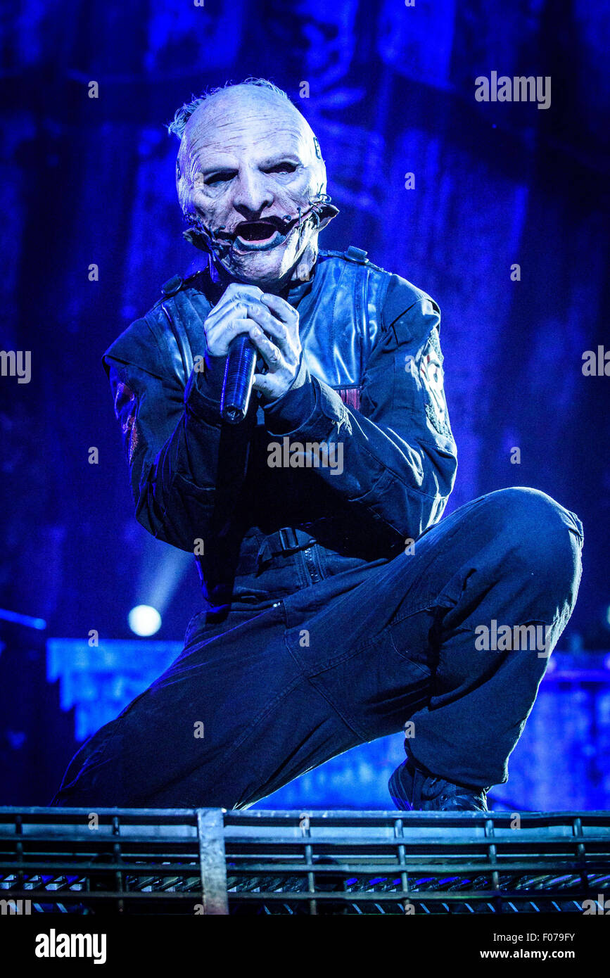 Toronto, Ontario, Canada. 8e août, 2015. Le groupe de heavy metal américain Slipknot la vedette du show à l'Amphithéâtre Molson Canadian, à Toronto. Membres du groupe : COREY TAYLOR, MICK THOMSON, JIM ROOT, CRAIG JONES, SID WILSON, Shawn Crahan, Chris Fehn, ALESSANDRO VENTURELLA, JAY WEINBERG © Igor Vidyashev/ZUMA/Alamy Fil Live News Banque D'Images