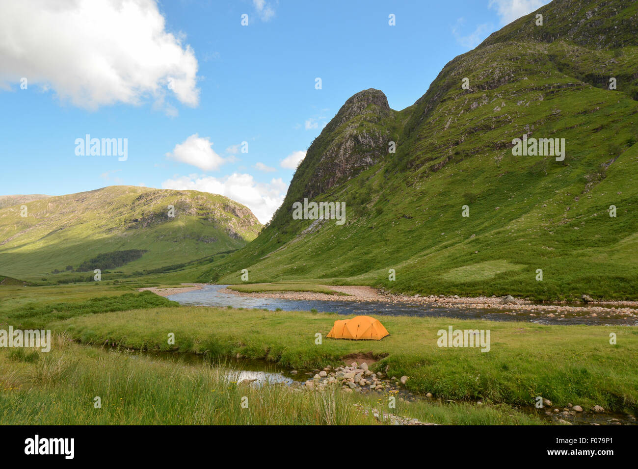 Camping sauvage dans la région de Glen Etive, près de Glencoe, les Highlands écossais, UK Banque D'Images