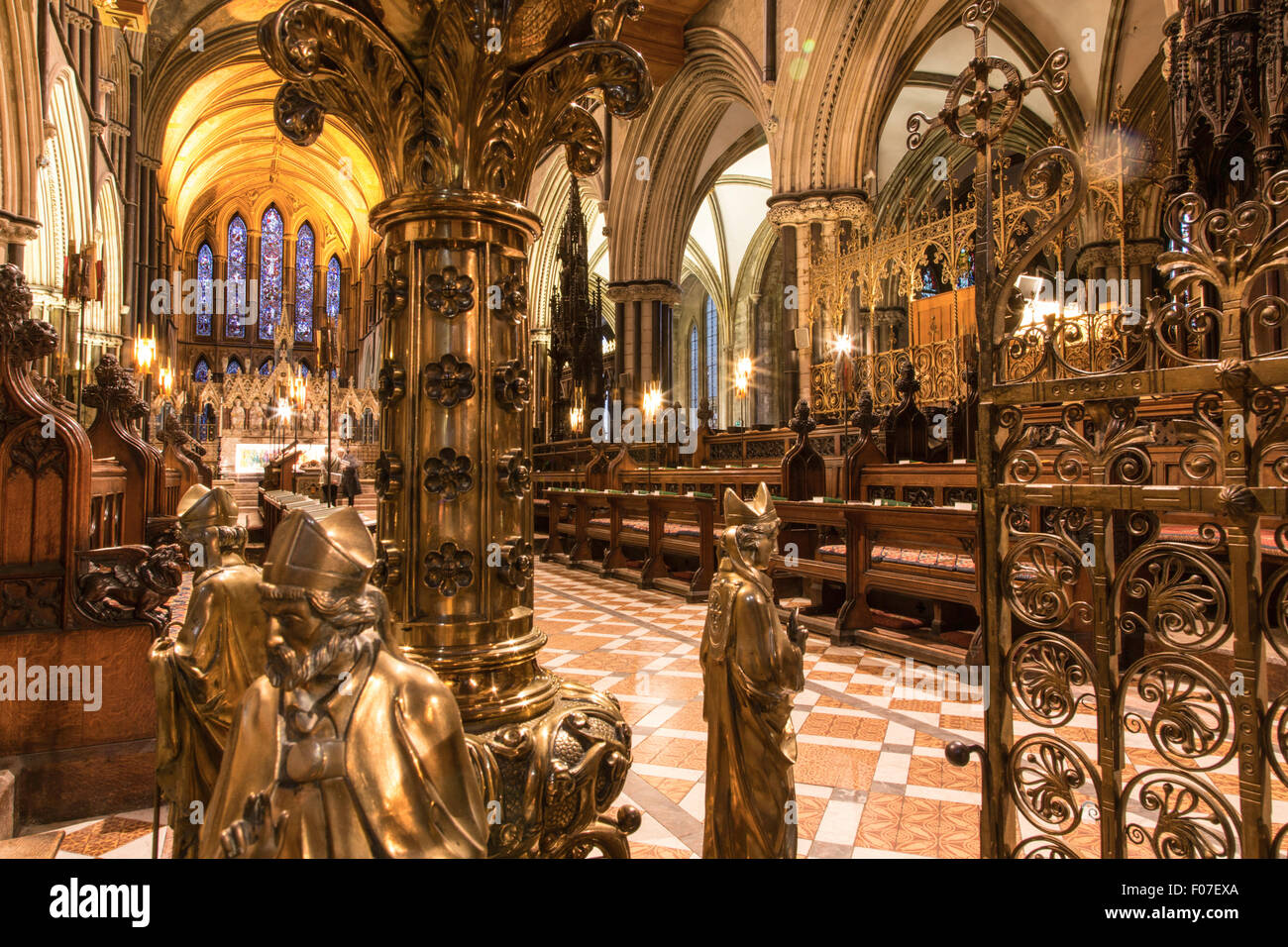 L'intérieur de l'architecture médiévale de la cathédrale de Worcester, Worcester, Worcestershire, Angleterre, RU Banque D'Images