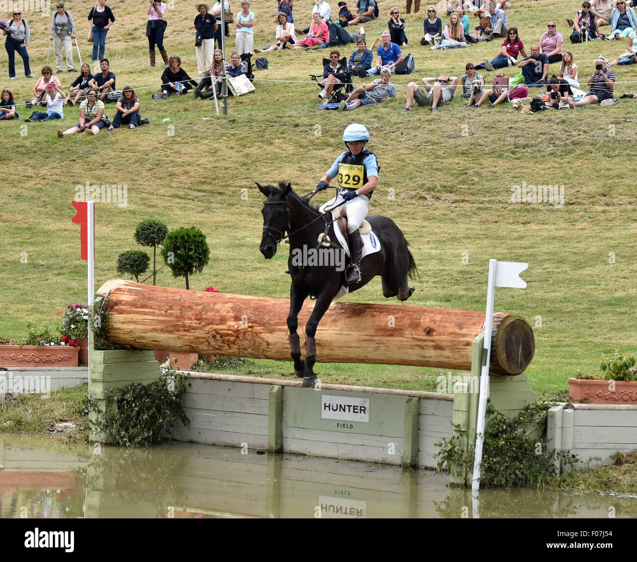 Le Gloucestershire, Royaume-Uni. 9 Août, 2015. Le Festival of British Eventing Gatcombe Park Gloucestershire : Jonelle : équitation Moet classique de Nouvelle-zélande deuxième dans le British Eventing Championship. Date09/08/2015 Crédit : charlie bryan/Alamy Live News Banque D'Images