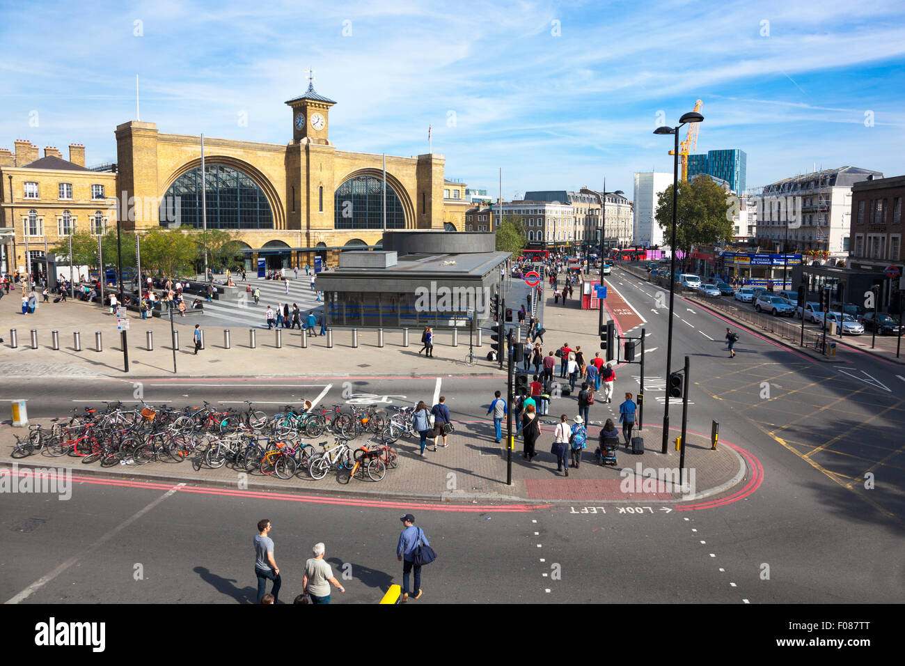 La gare de King's Cross et Euston Road London, UK Banque D'Images