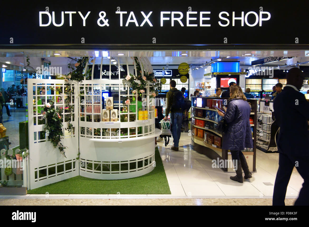 Boutique hors taxe Banque de photographies et d’images à haute