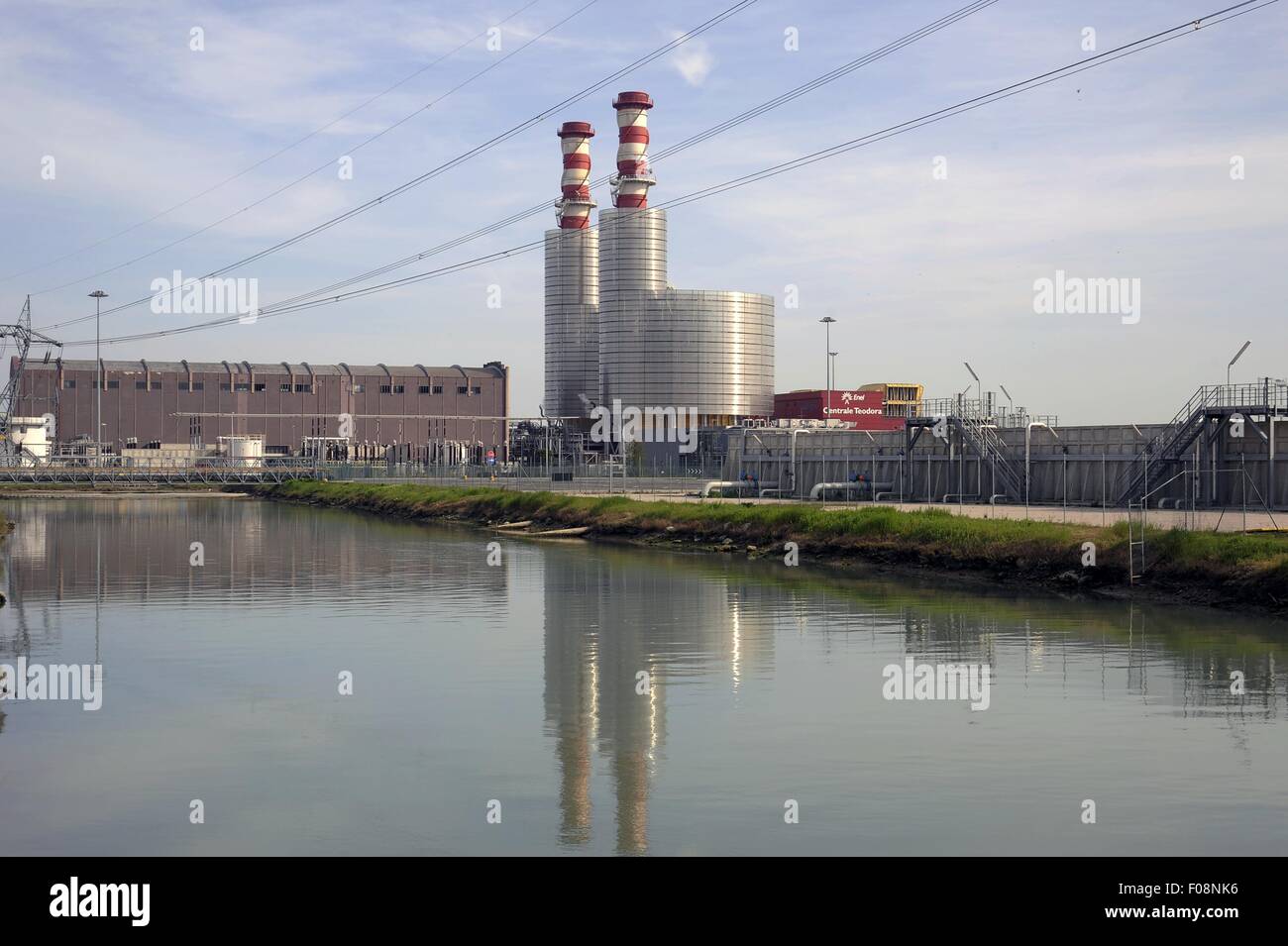 ENEL power plant -Teodora-, alimentée par du gaz méthane dans la région de Ravenna - Porto Corsini (Italie) Banque D'Images