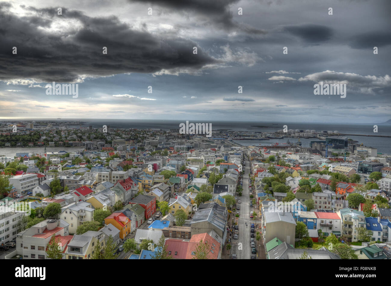 La vue sur la ville de Reykjavik du château Banque D'Images