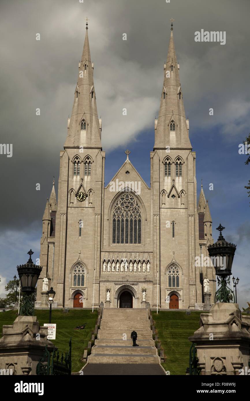 Façade de la Cathédrale St Patrick à Armagh, en Irlande, UK Banque D'Images