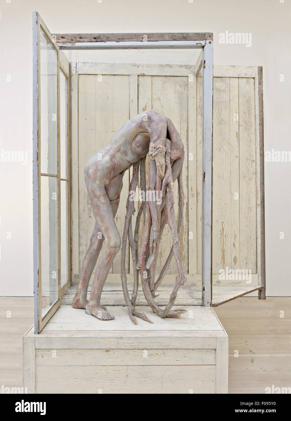 Installation sans tête Marthe dans Saatchi Gallery, Chelsea, London, UK Banque D'Images