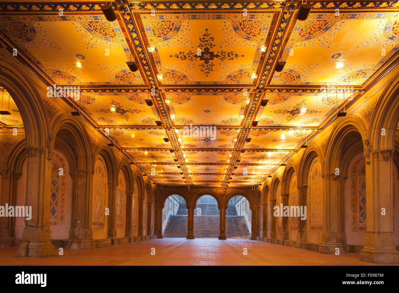 MINTON PLAFOND CARRELAGE TERRASSE BETHESDA ARCADE (©JACOB WREY MOULD 1860) CENTRAL PARK MANHATTAN NEW YORK USA Banque D'Images