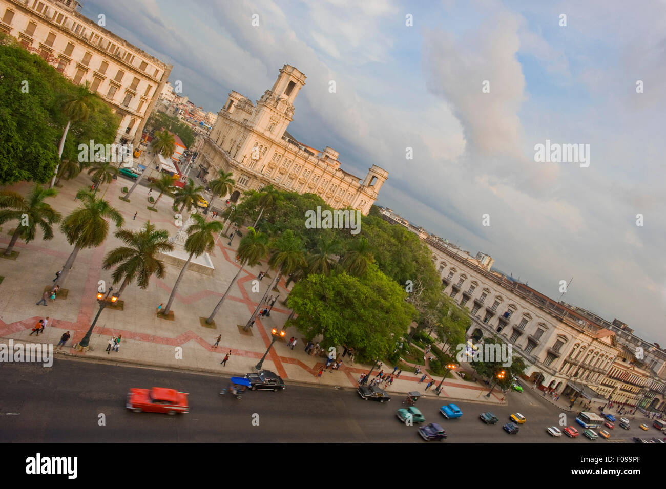 L'antenne horizontale Street View de Parque Centrale à La Havane, Cuba. Banque D'Images