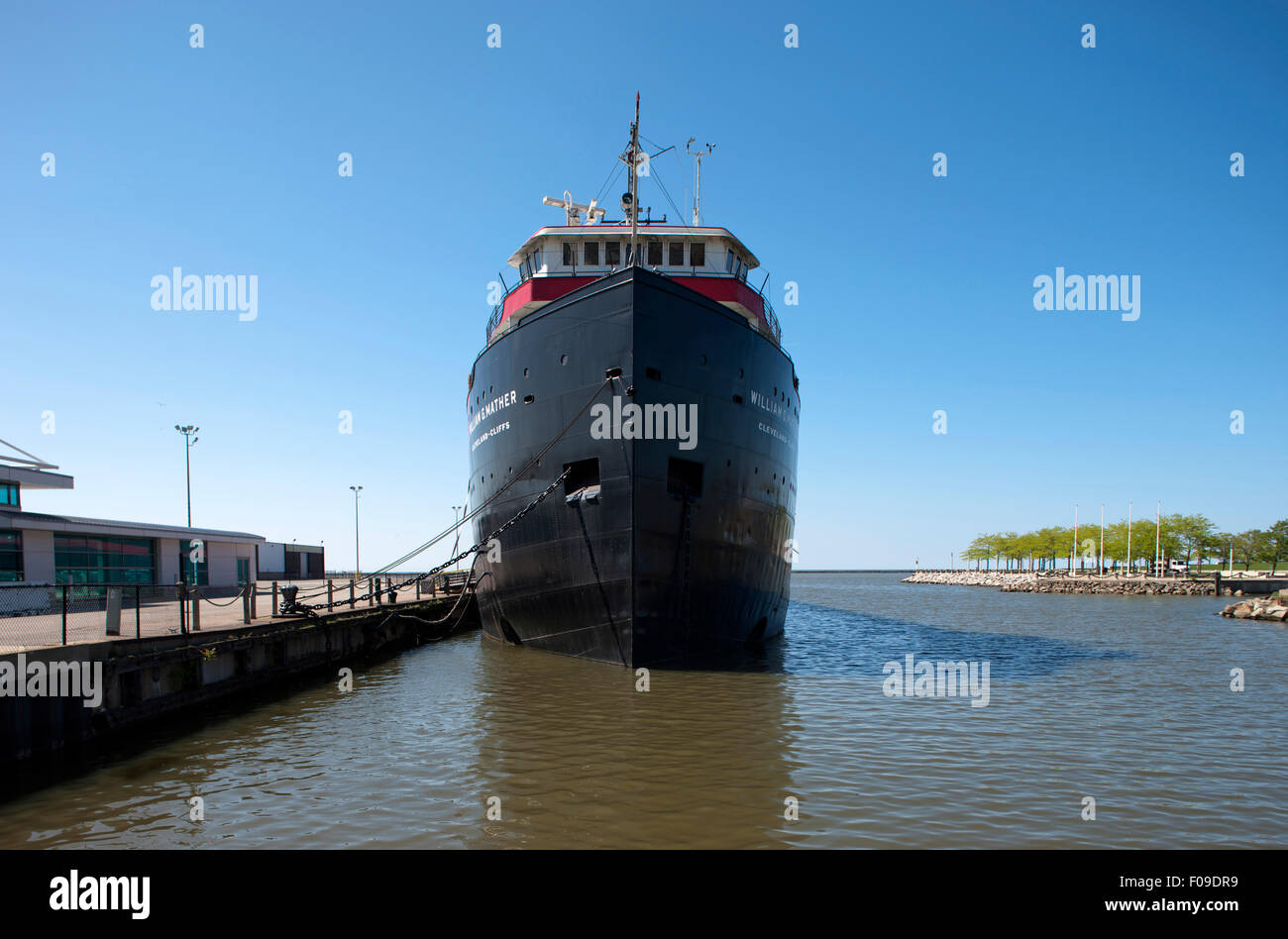 STEAMSHIP WILLIAM G. MATHER MUSÉE CARGO LAKE WATERFRONT QUAY DOWNTOWN CLEVELAND OHIO USA Banque D'Images