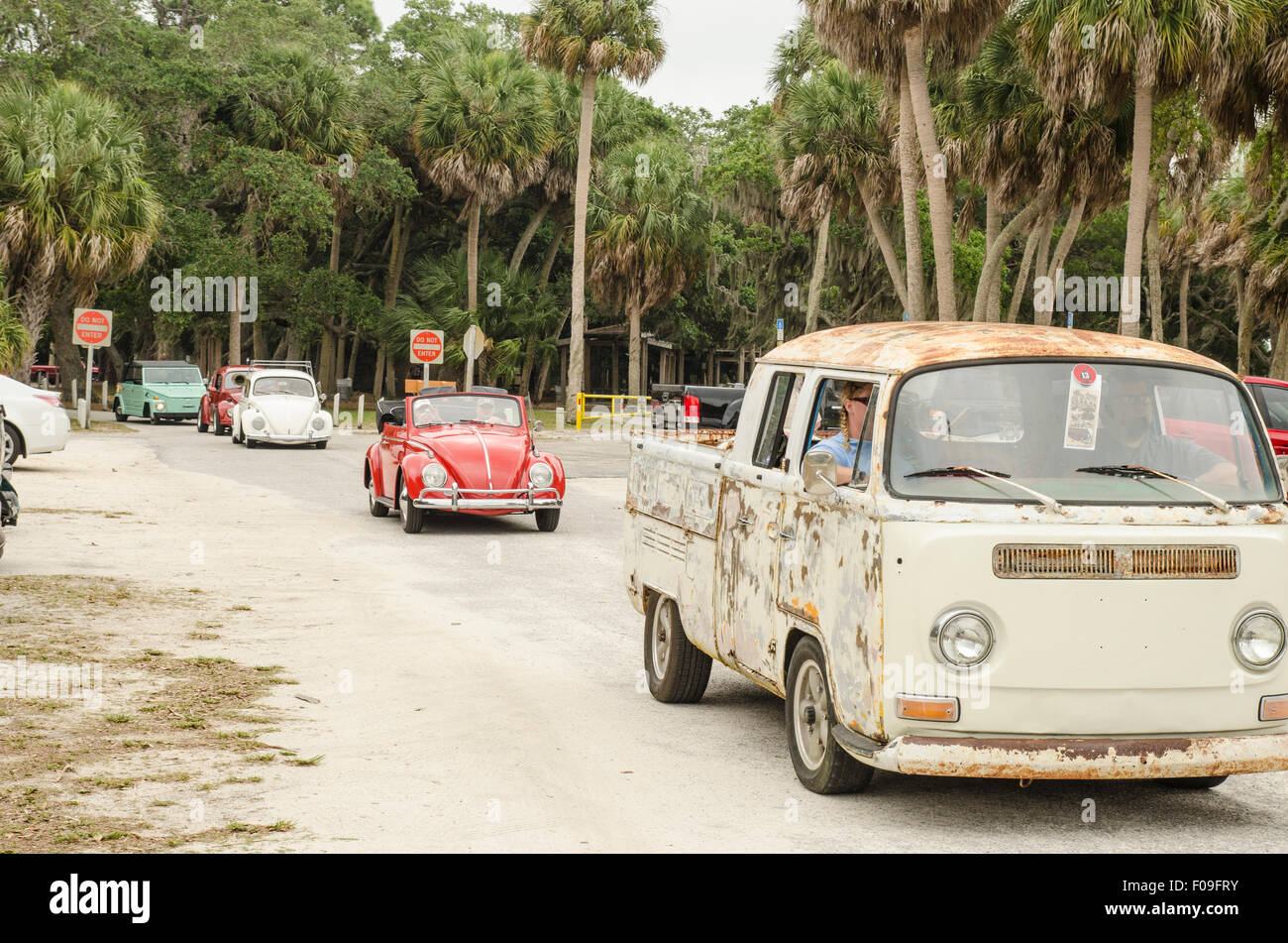 Volkswagen à VW's sur le Skyway car show. Banque D'Images